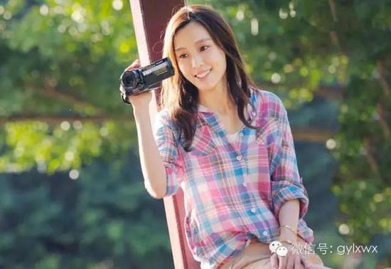 明星旅行糗事一籮筐 總有一個(gè)萌到你！