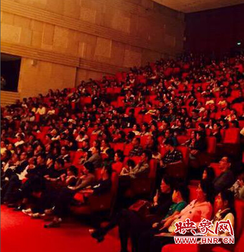 李明陽(yáng)、謝怡晨鋼琴音樂(lè)會(huì)在河南藝術(shù)中心圓滿落幕