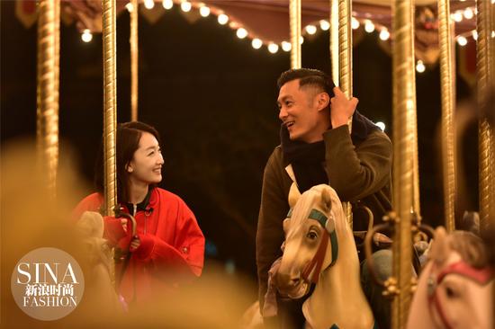 余文樂，周冬雨游園