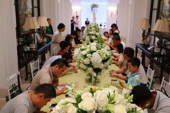 各位“小綠人”也把自己企業(yè)的問題通過卡片的形式，向劉東曉博士請教。