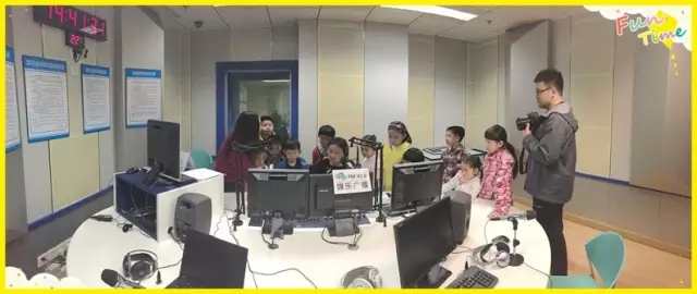 直播間原來是這樣滴！