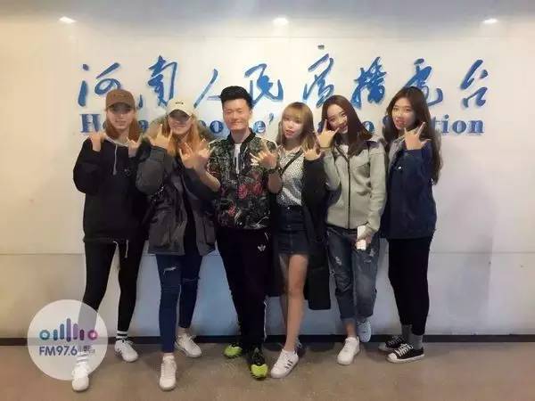 路飛終于體驗了一回“他在叢中笑”的感覺！