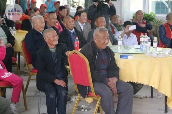 臺上展風采，臺下笑開懷