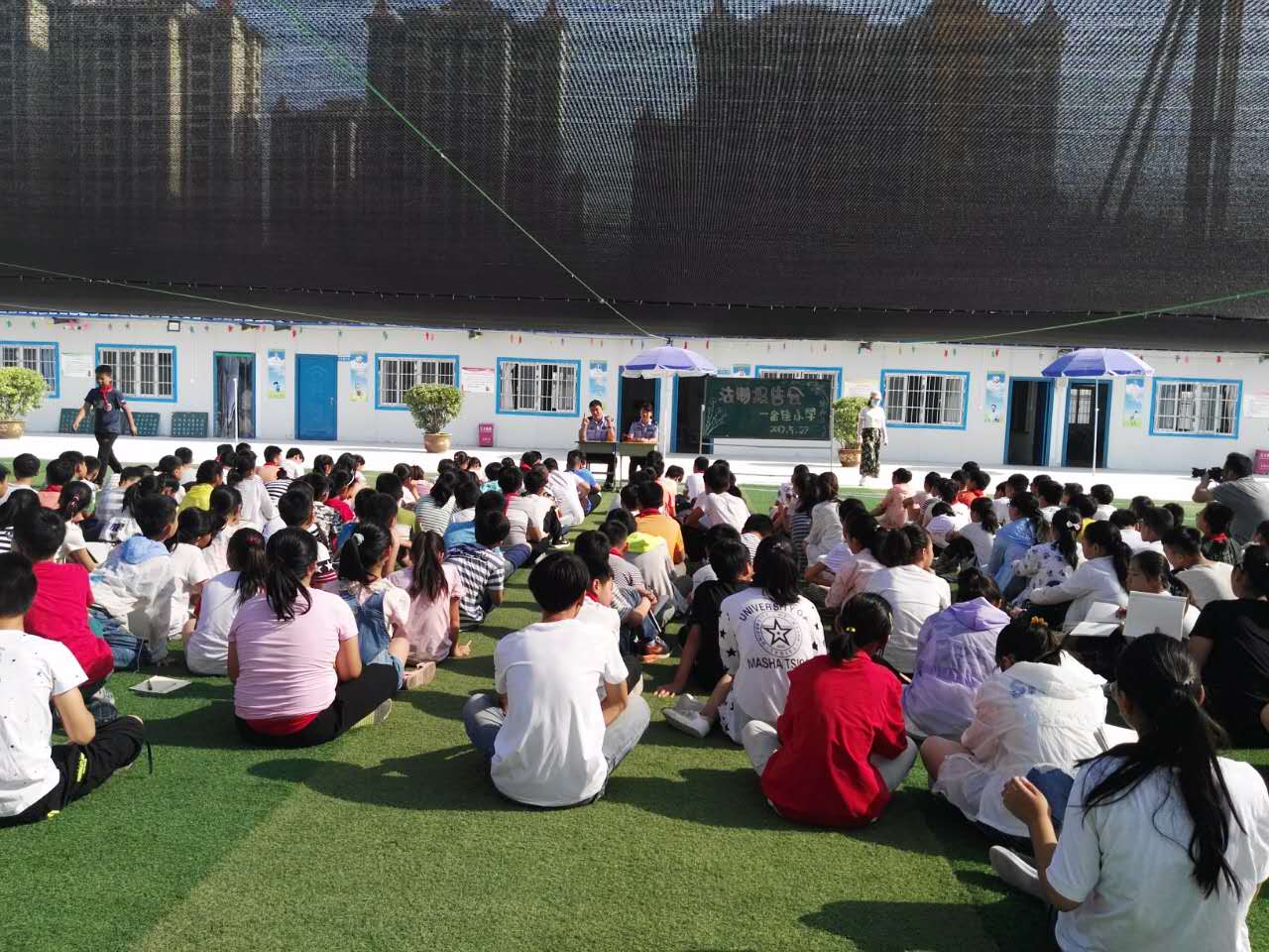 學(xué)生聽得津津有味