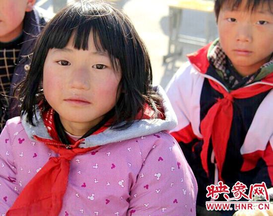 貧困小學(xué)的學(xué)生 貧困小學(xué)的學(xué)生