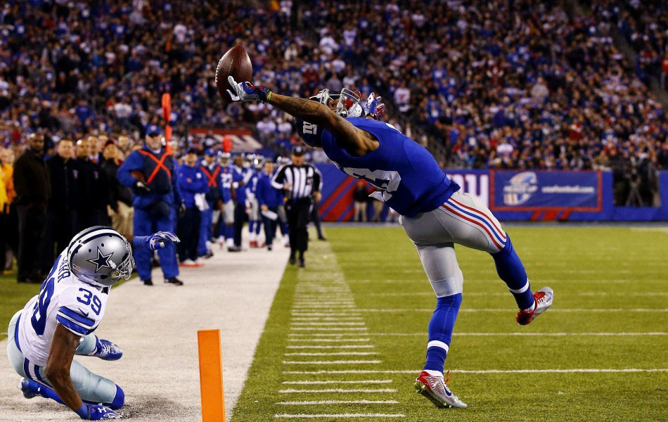 　單幅二等獎，單手接球。