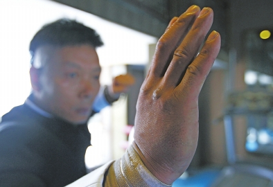 少林寺將辦無遮大會 鐵砂掌、二指禪等絕技現(xiàn)身