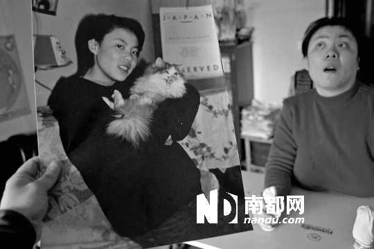 昔日的清純與秀美，如今，卻終身癱瘓、生活不能自理。C FP供圖