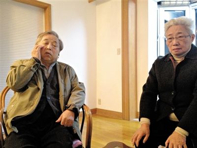 前晚，年過七旬的劉光嘉及妻子向記者講述強拆經(jīng)過。