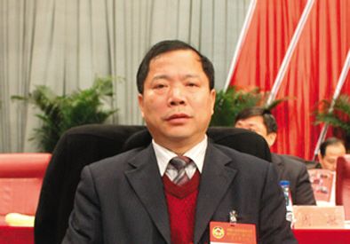 原萍鄉(xiāng)市政協(xié)主席晏德文。