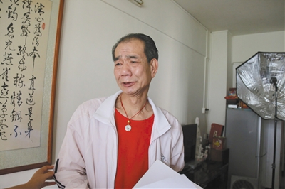 嫖娼事件后，區(qū)少坤向記者訴說委屈，他說：“這是一個(gè)圈套”。李根 攝