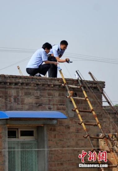 河北特大涉槍刑事案:刑警隊(duì)長(zhǎng)講述接警后槍?xiě)?zhàn)經(jīng)過(guò) 河北特大涉槍刑事案:刑警隊(duì)長(zhǎng)講述接警后槍?xiě)?zhàn)經(jīng)過(guò)