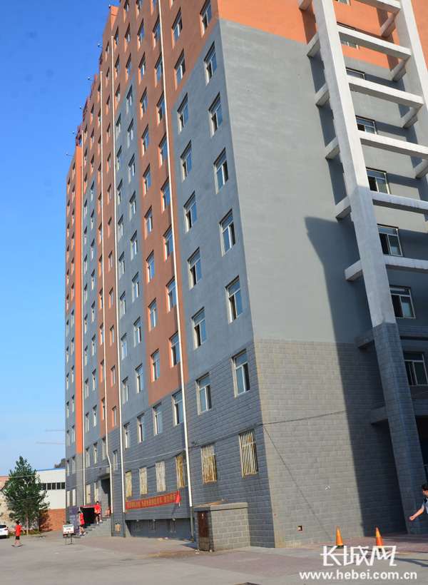 事發(fā)地。 長(zhǎng)城網(wǎng) 李艮春 攝