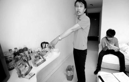 母子住酒店一宿 結(jié)賬時(shí)被要求付安全套錢(qián)(圖)