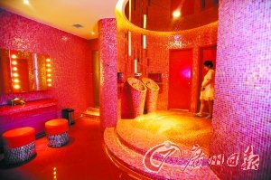 廣州豪華廁所馬桶一個(gè)兩萬(wàn)多 潤(rùn)手霜系愛(ài)馬仕