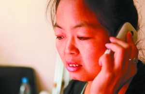 每次給家人打電話，史女士都會(huì)很難過(guò)。