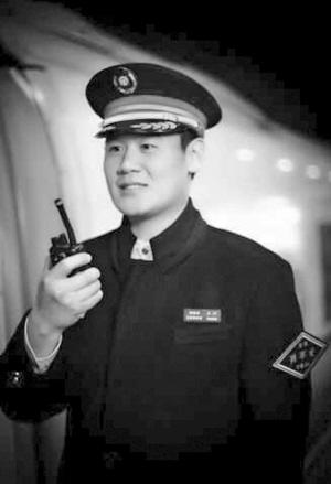 袁閱說，女友讓他挺感動 本人供圖