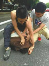 圖片來(lái)自@平安成都微博