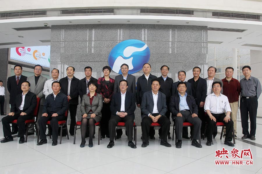 河南省委書記、省人大常委會(huì)主任郭庚茂視察河南電視臺(tái) 東方今報(bào)記者沈翔 劉棟杰/攝