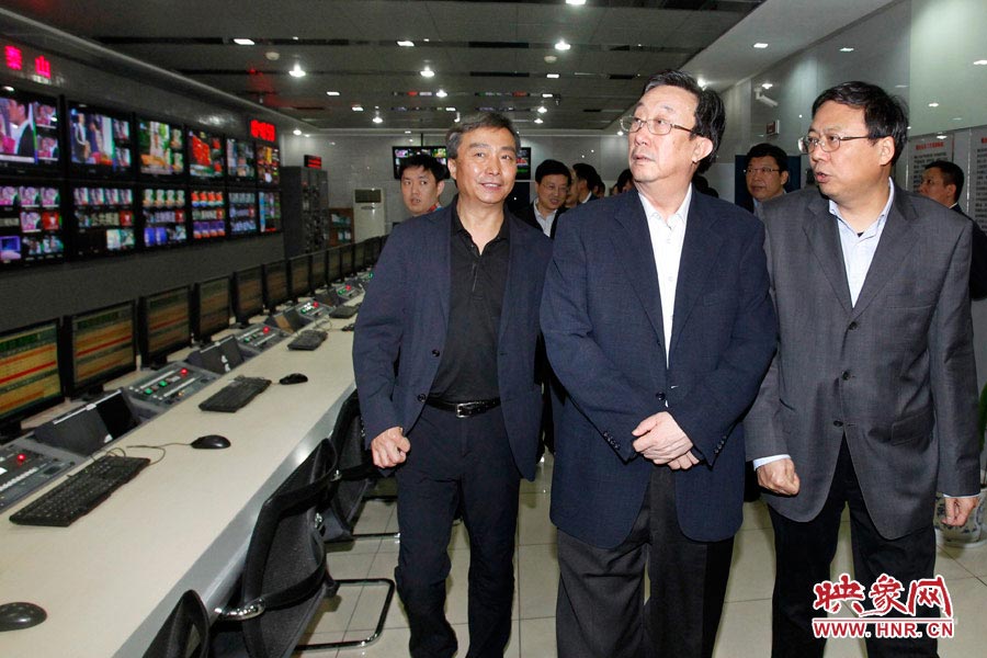 河南省委書記、省人大常委會(huì)主任郭庚茂視察河南人民廣播電臺(tái) 映象網(wǎng)記者邵恰 段晉哲/攝