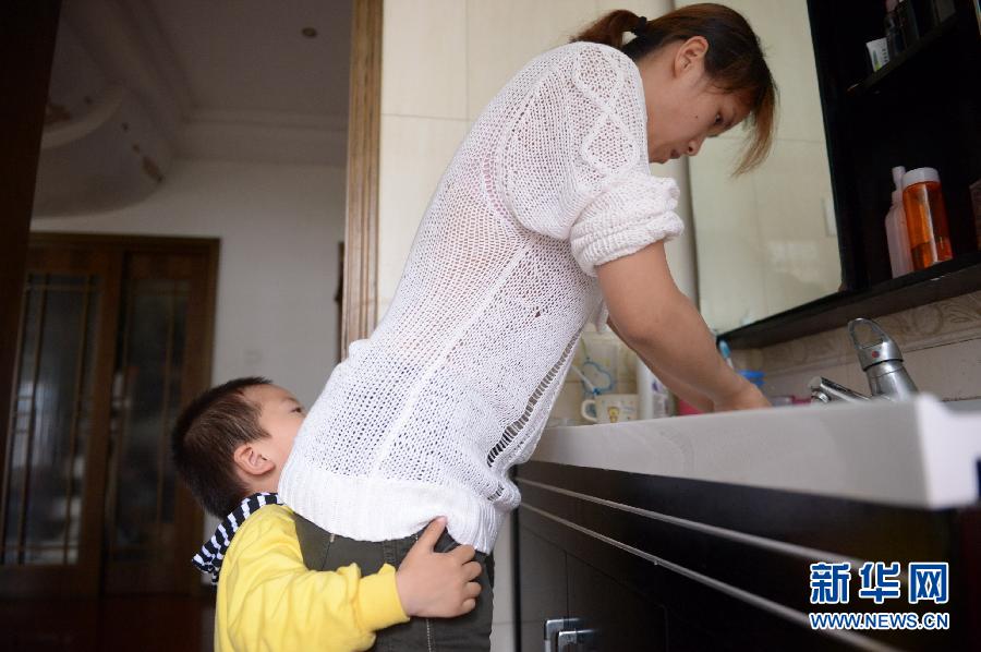 那些年，感動(dòng)過(guò)我們的母親