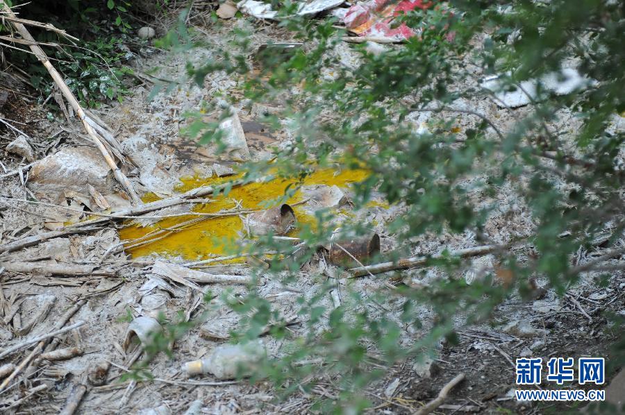 地下水成“綠茶”　污染二十多年該誰(shuí)治？