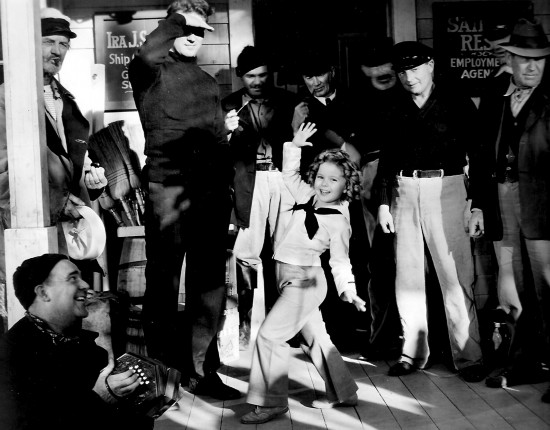 秀蘭鄧波兒去世 罕見大照片回顧童星一生 秀蘭鄧波兒去世 罕見大照片回顧童星一生