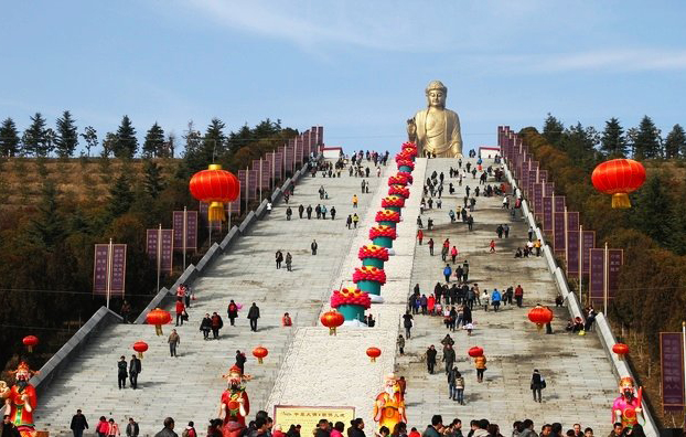 過(guò)大年 游堯山 浴溫泉 2014中原大佛新春廟會(huì)更精彩 過(guò)大年 游堯山 浴溫泉 2014中原大佛新春廟會(huì)更精彩