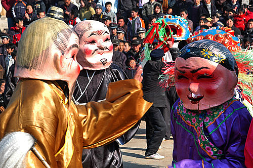 過(guò)大年 逛廟會(huì)——鶴壁?？h社火古廟會(huì)戲耍攻略