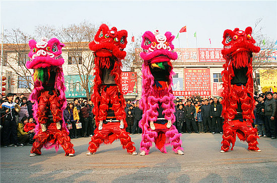 過(guò)大年 逛廟會(huì)——鶴壁?？h社火古廟會(huì)戲耍攻略