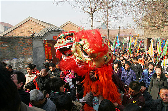 過(guò)大年 逛廟會(huì)——鶴壁浚縣社火古廟會(huì)戲耍攻略