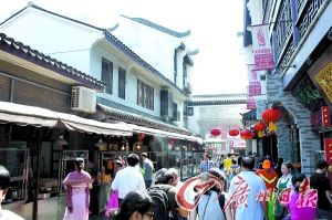 “幸福的舌尖” 千回百轉(zhuǎn)武漢味 “幸福的舌尖” 千回百轉(zhuǎn)武漢味