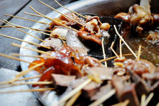 緬甸，繽紛的街邊平民小吃