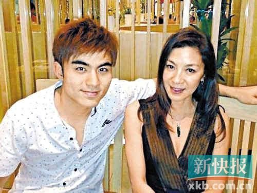 梁洛施的初戀男友Adriano與楊紫瓊也是朋友。
