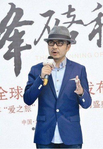 汪涵自曝年薪30萬(wàn)。