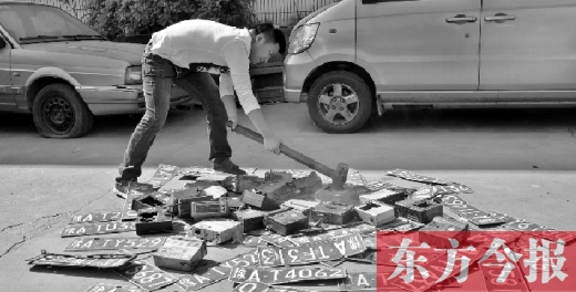 “老的哥”揭“黑車”猖獗原因，建議倒查假車牌、出租車使用機打發(fā)票