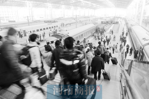 坐火車回家的小伙伴們，你們的票買到了嗎？