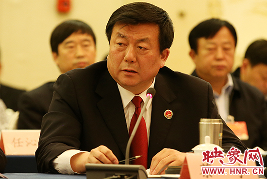 全國(guó)人大代表、河南省人民檢察院檢察長(zhǎng)蔡寧