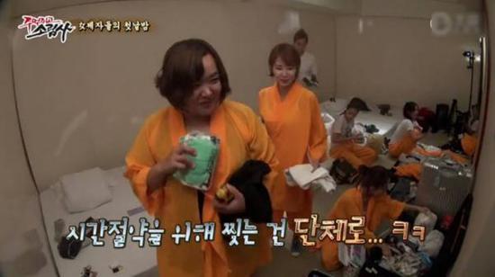 女明星6天內(nèi)在寺院內(nèi)吃住。