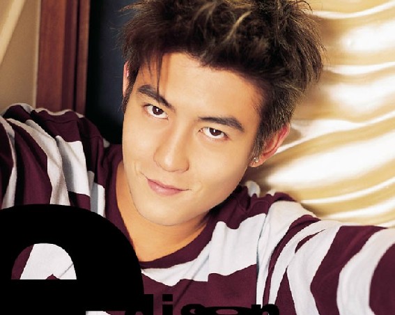 曝陳冠希要當(dāng)爸爸了？ 女友已懷孕幾個月