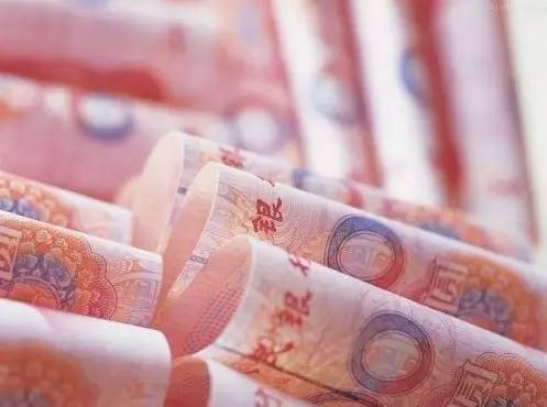 對增收潛力大、帶動能力強(qiáng)的7大群體（技能人才、新型職業(yè)農(nóng)民、科研人員、小微企業(yè)創(chuàng)業(yè)者、企業(yè)經(jīng)營管理人、基層干部隊(duì)伍、有勞動能力困難群體）實(shí)施激勵計(jì)劃，推出差別化收入分配激勵政策，帶動城鄉(xiāng)居民實(shí)現(xiàn)總體增收。