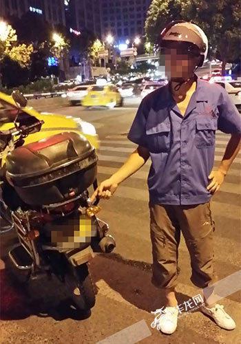 駕駛員主動要求進行酒精含量測試。警方供圖