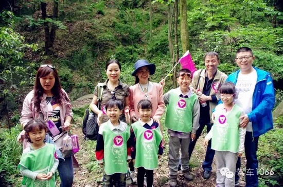 這表情是喜還是樂(lè)？