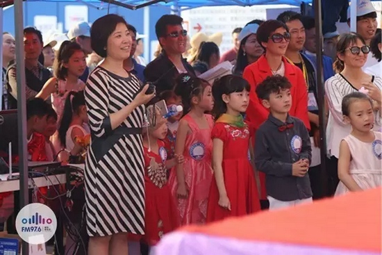 等等，這畫風(fēng)轉(zhuǎn)變太快我不明白了，看見啥了突然這么高興？