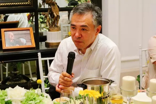 就藝術品投資收藏、人工智能、基因檢測等話題，劉東曉博士一一做了分析講解。