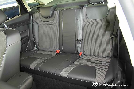 　?？怂箖蓭?jīng)典1.8MT 時尚型