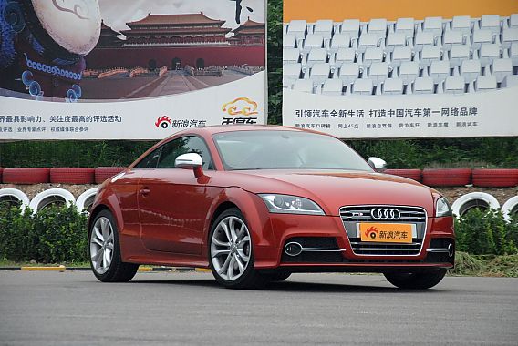 2011款TTS Coupe整體外觀(guān)