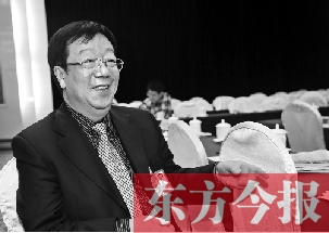 全國(guó)人大代表、鄭州大學(xué)黨委書(shū)記鄭永扣