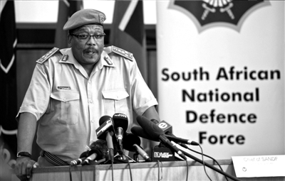 3月23日，中非共和國首都班吉，從加蓬首都利伯維爾出發(fā)的法國增援部隊共計200名士兵抵達班吉國際機場