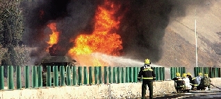 油罐車發(fā)生火災